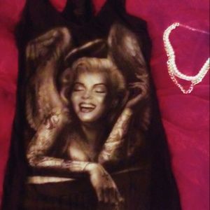 Marilyn Monroe tank top